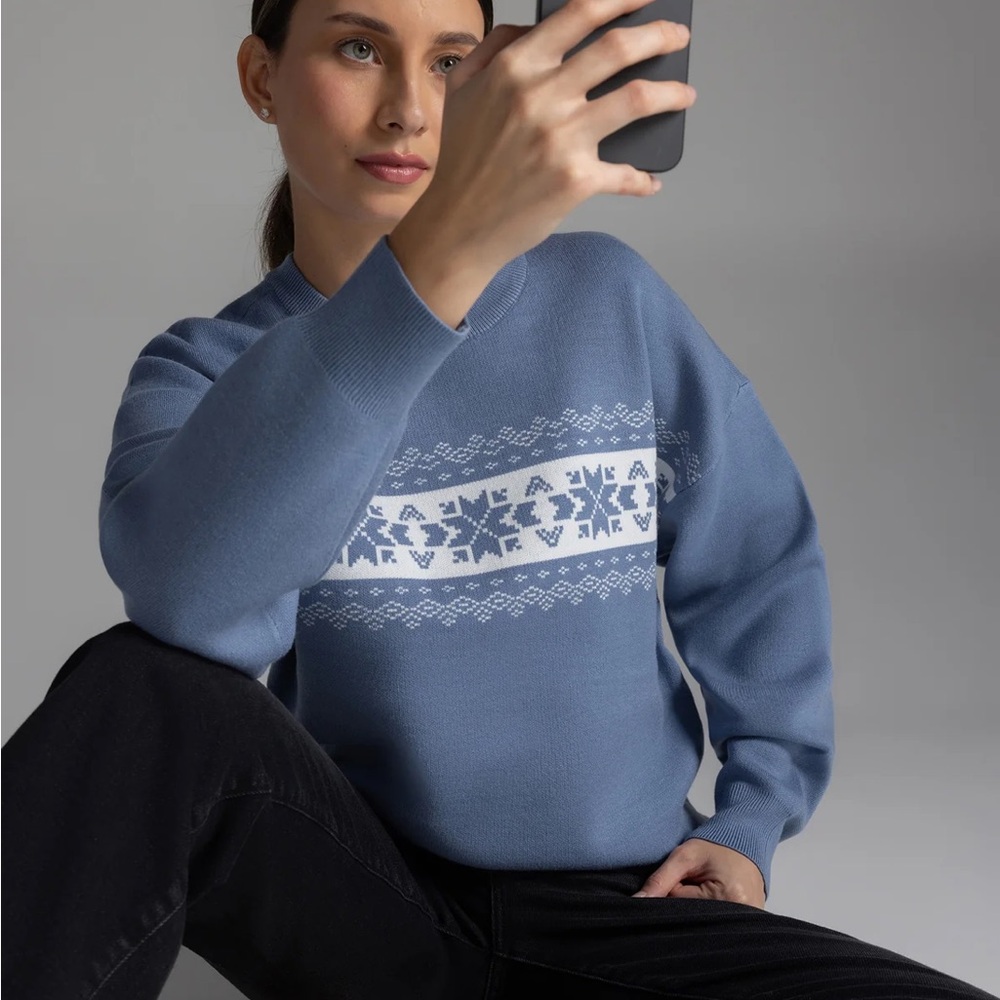 WARMNEST APRES-SKI SWEATER